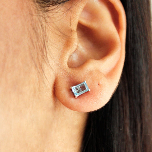 blue topaz stud earrings, Blue Topaz