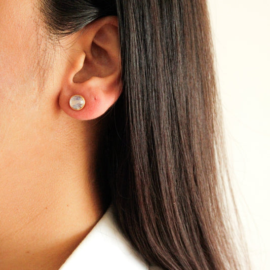 Moonstone gold Earrings, moonstone earring, Moonstone Jewellery, gold vermeil moonstone earrings, moonstone, moonstone jewellery, ethical jewellery, sustainable jewellery, slow fashion, somya london, summer jewellery, wedding Season, earrings moonstone