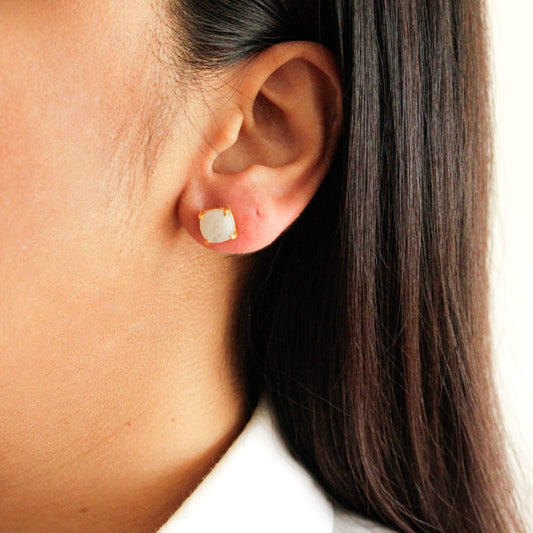 Moonstone gold Earrings, moonstone earring, Moonstone Jewellery, gold vermeil moonstone earrings, moonstone, moonstone jewellery, ethical jewellery, sustainable jewellery, slow fashion, somya london, summer jewellery, wedding season, bridal jewellery, earrings moonstone