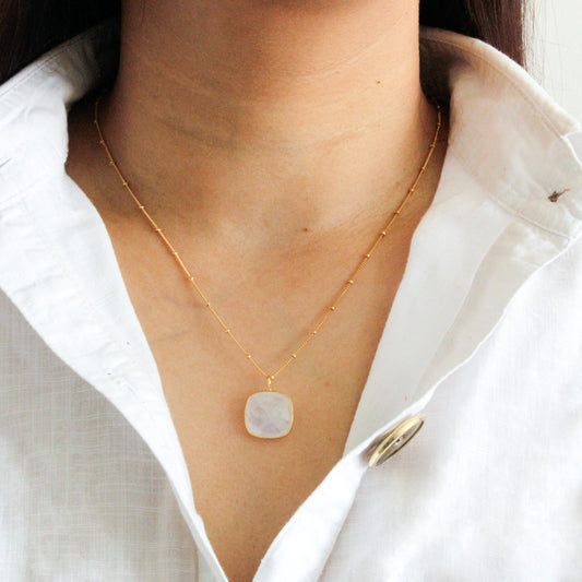 Moonstone Necklace, Moonstone jewellery, moonstone necklaces, rainbow moonstone necklace, moonstone, rainbow moonstone, bella necklace,Semi-Precious Stone Jewellery UK