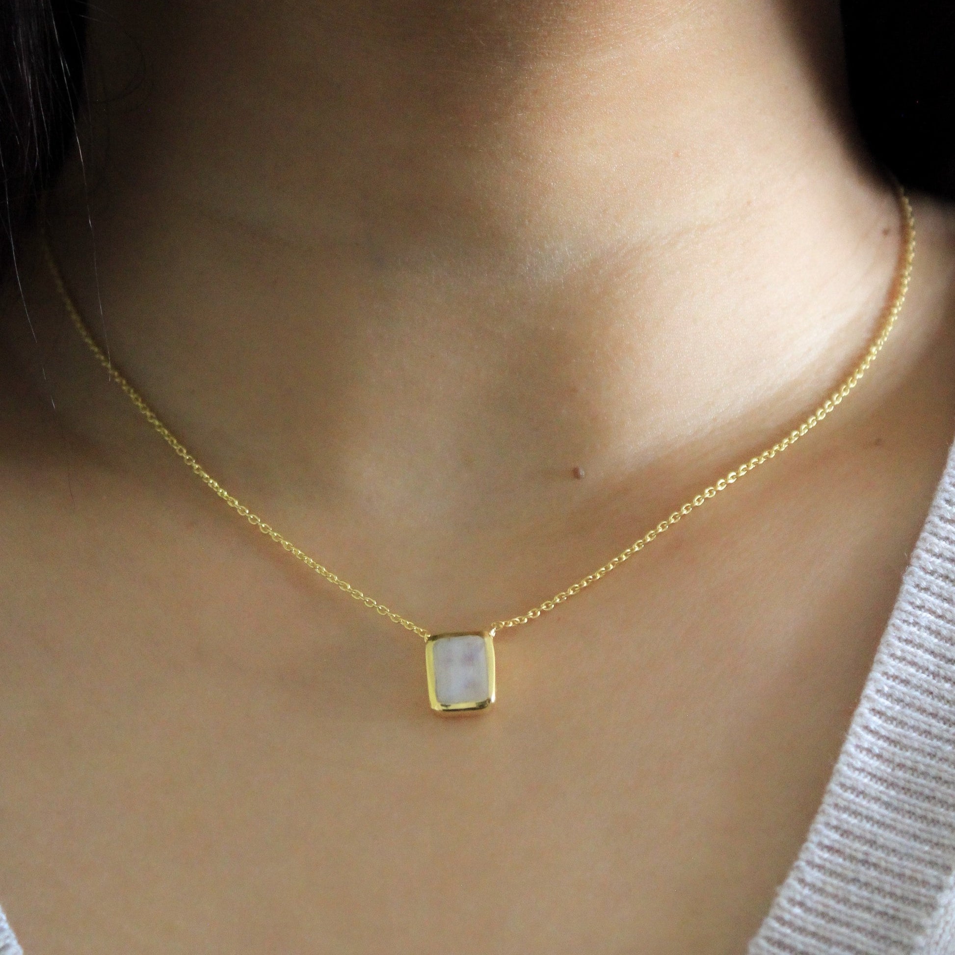 Moonstone Necklace, dainty Jewellery, women's necklace, 18k Gold Vermeil, Small necklaces
