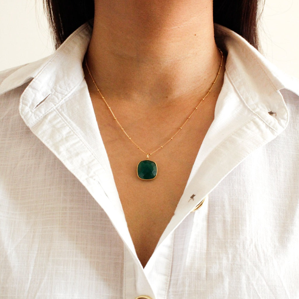 green onyx, green and gold onyx, green onyx necklace